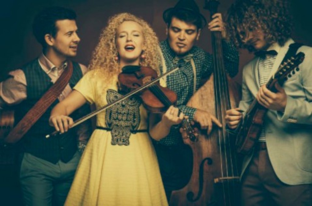 Curly Strings