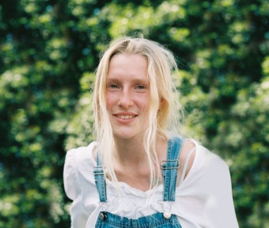 Billie Marten