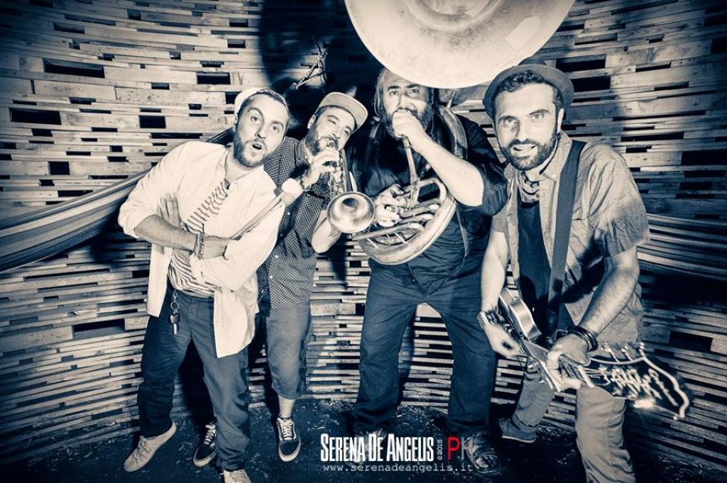 Veeblefetzer and the Manigolds