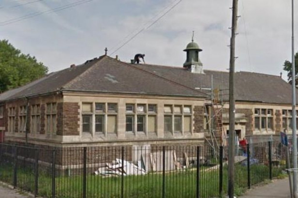 The Old Splott Library