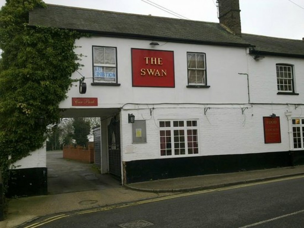 The Swan Pub, Horndon on the Hill
