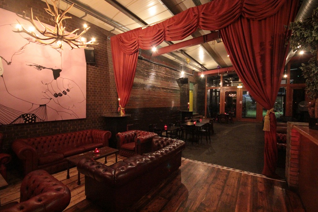 Juju´s Bar and Stage