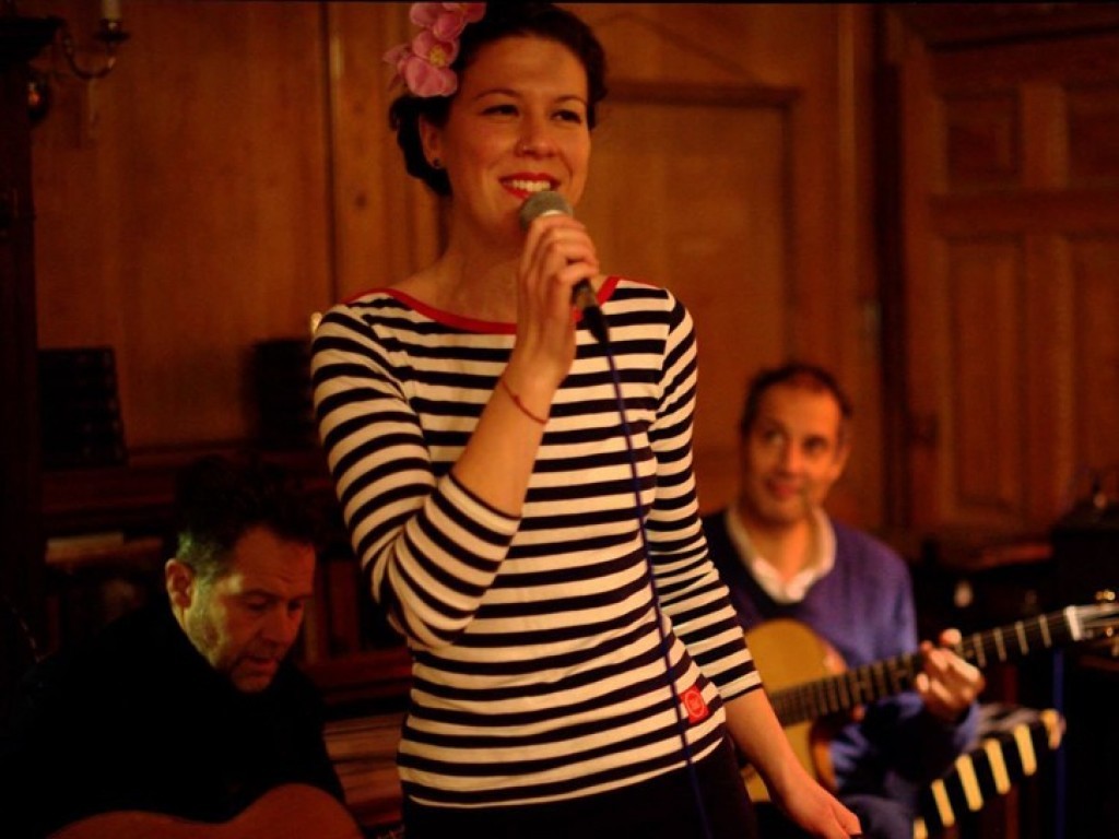 Nell Greco´s Hot Three