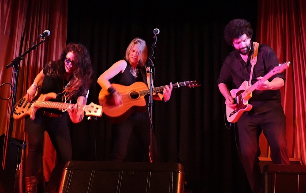 Lynne Hanson & The Good Intentions