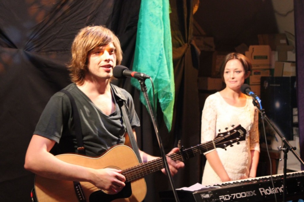 Swallow and the Wolf