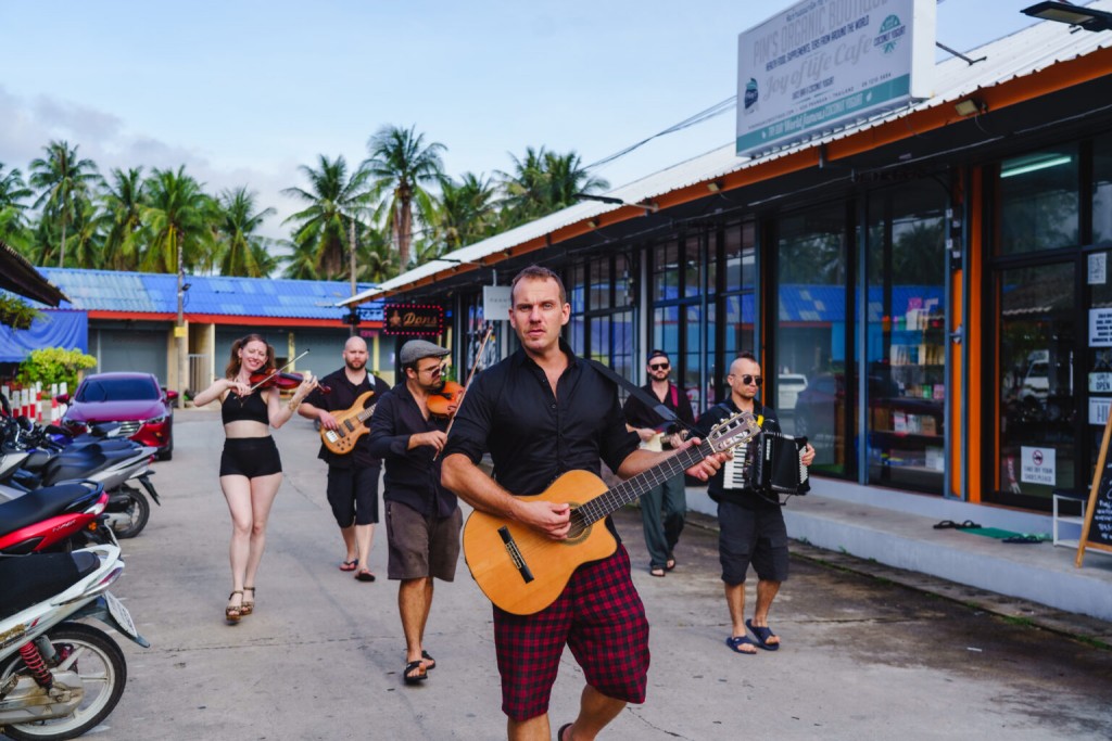 Erik and the Worldly Savages