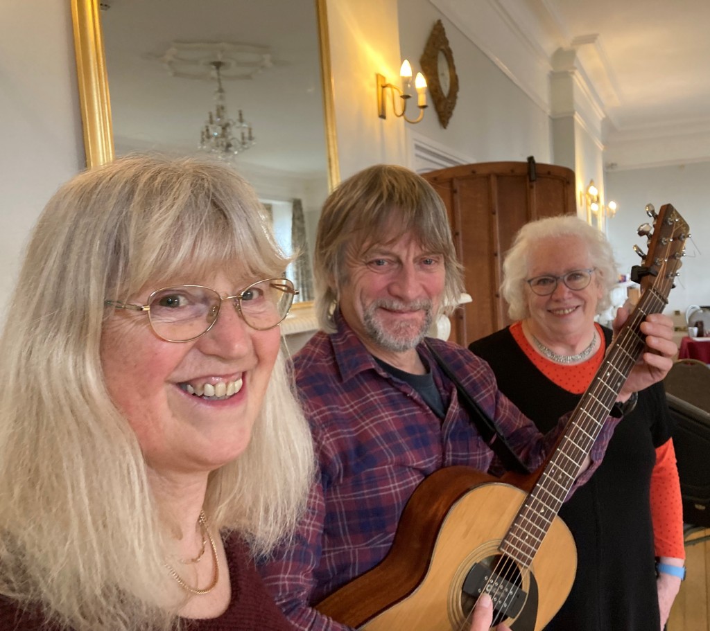 Elaine & Jeff Gillet with Rosie Upton