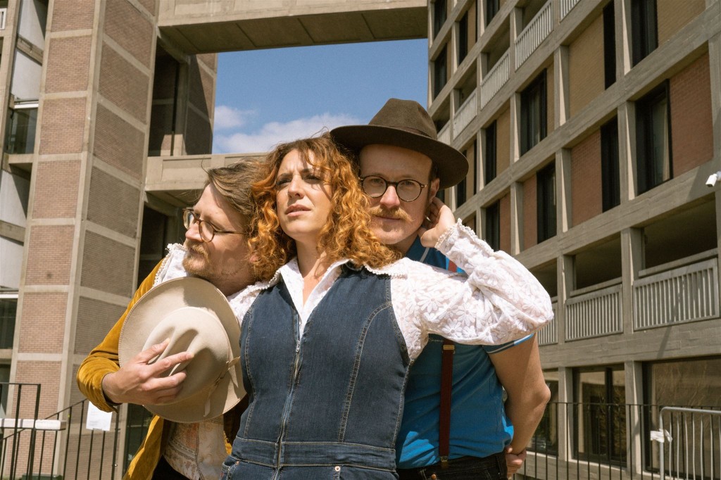 Lauren Housely and the Northern Cowboys