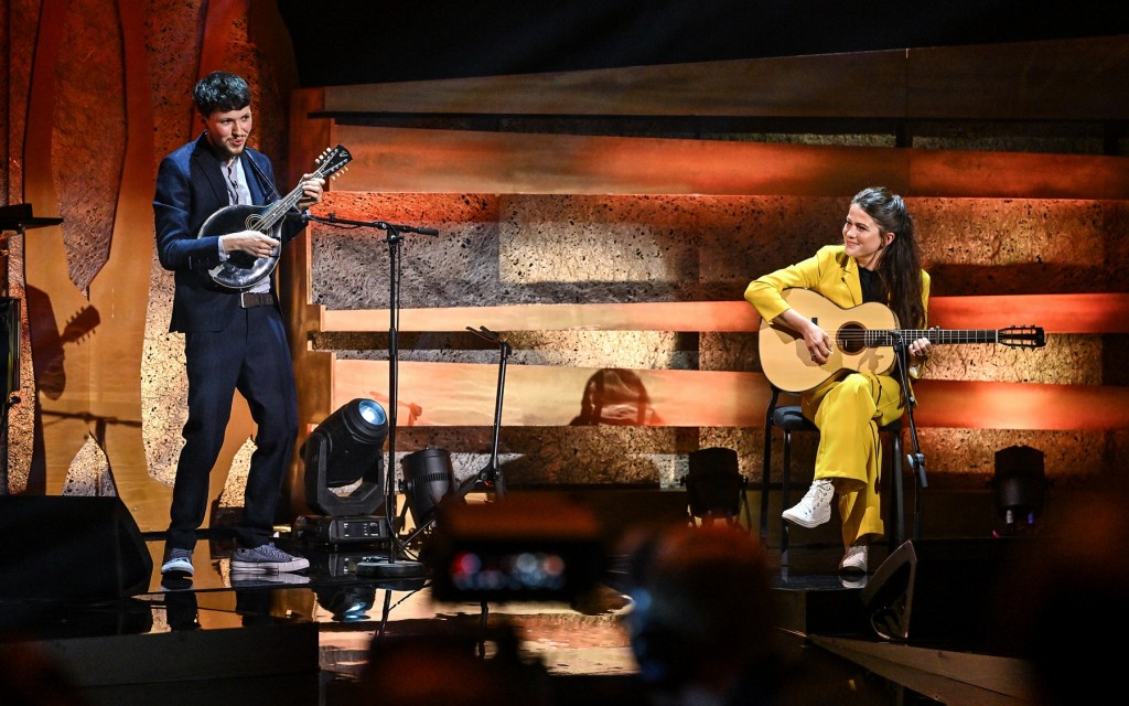 Macdara Ó Faoláin & Victoria Adiiye