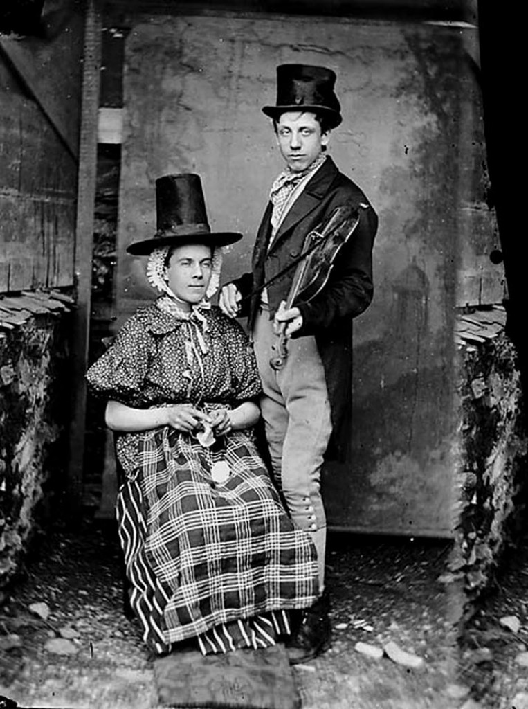 Y Parlwr (The Parlour)