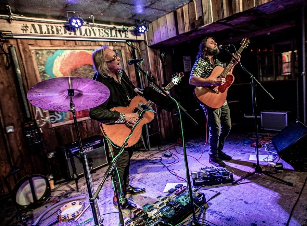 Birdbrother @ The Chestnut Inn