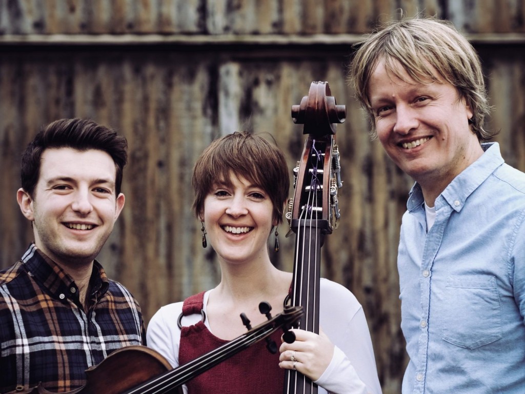 Honey & The Bear (feat. Toby Shaer)