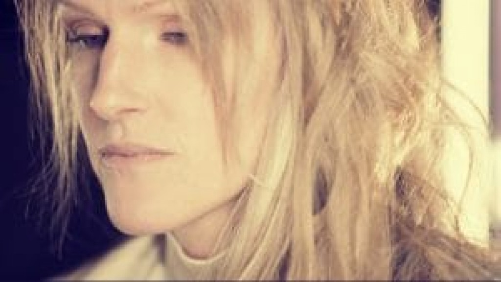 NINA ZELLA SOLO SHOW