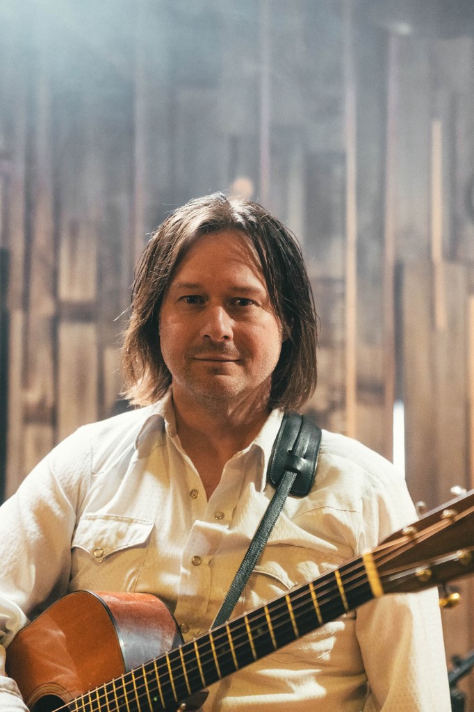 Les Thomas - Australian Singer-Songwriter