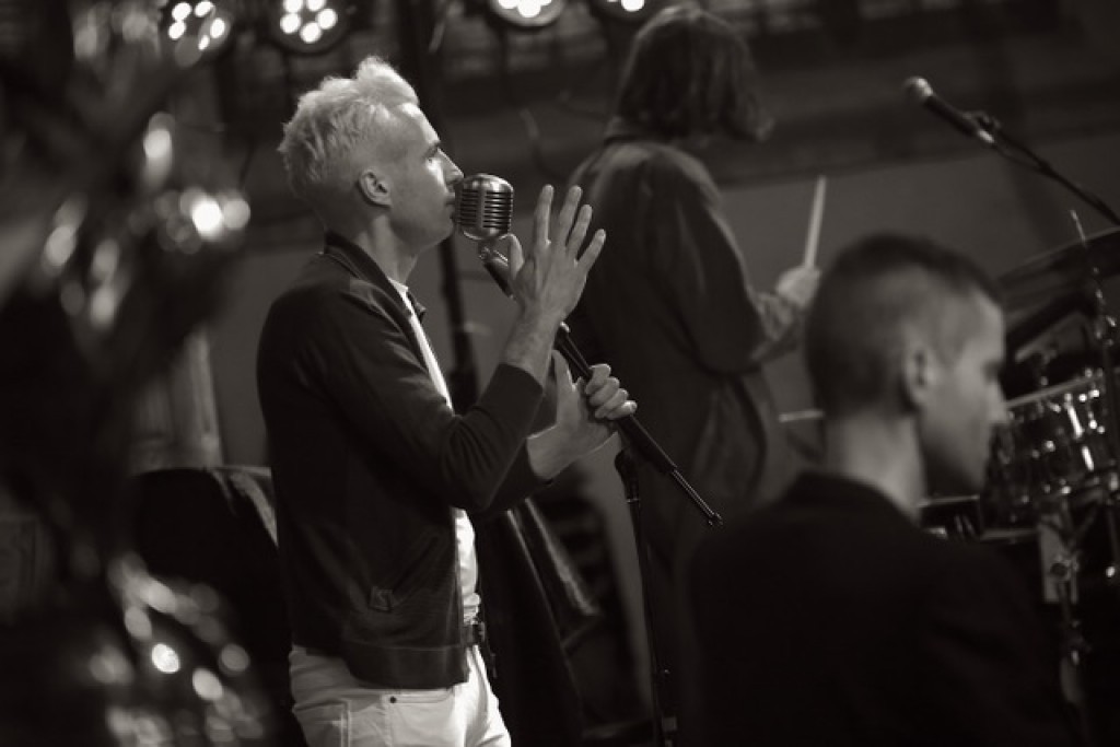 Dan Whitehouse - The Glass Age