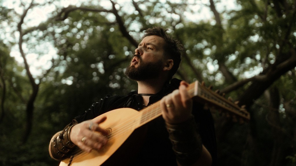 Feyheart the Bard: A voice from the realms of high fantasy