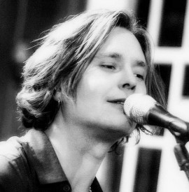 Sean Morris & The Doghouse Roses - Never Look Back