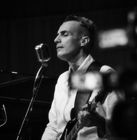 A Night Of Glass - Dan Whitehouse