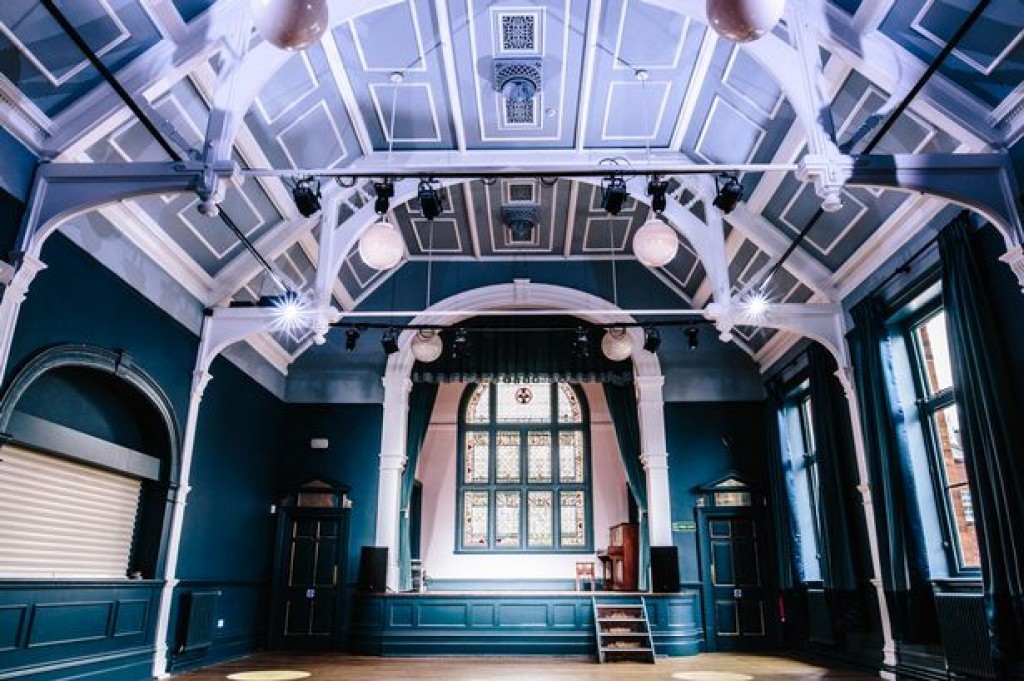 The Blue Room at the Lawn