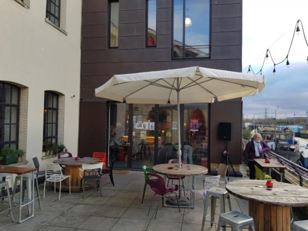 Boathouse Cafe and Bar