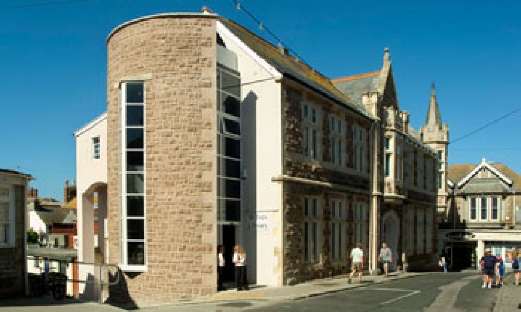 St Ives Library